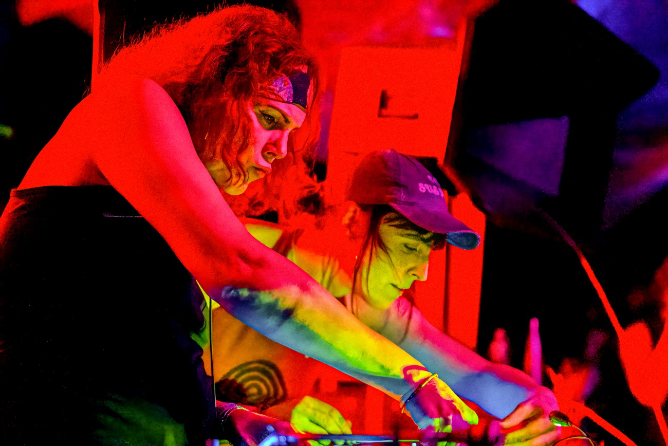 photo of eris drew and octo octa aka alchemical sisters